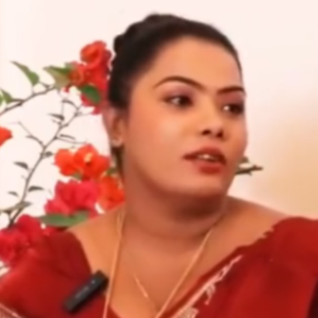 දුම්බර දර්ශනී ගුරුමෑණියෝ